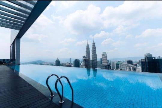 The Platinum Klcc By Castle